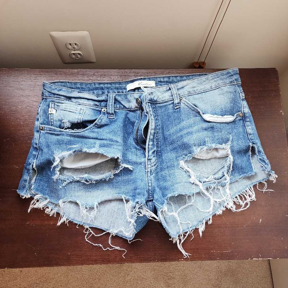 KanCan Cut-Off Jean Shorts